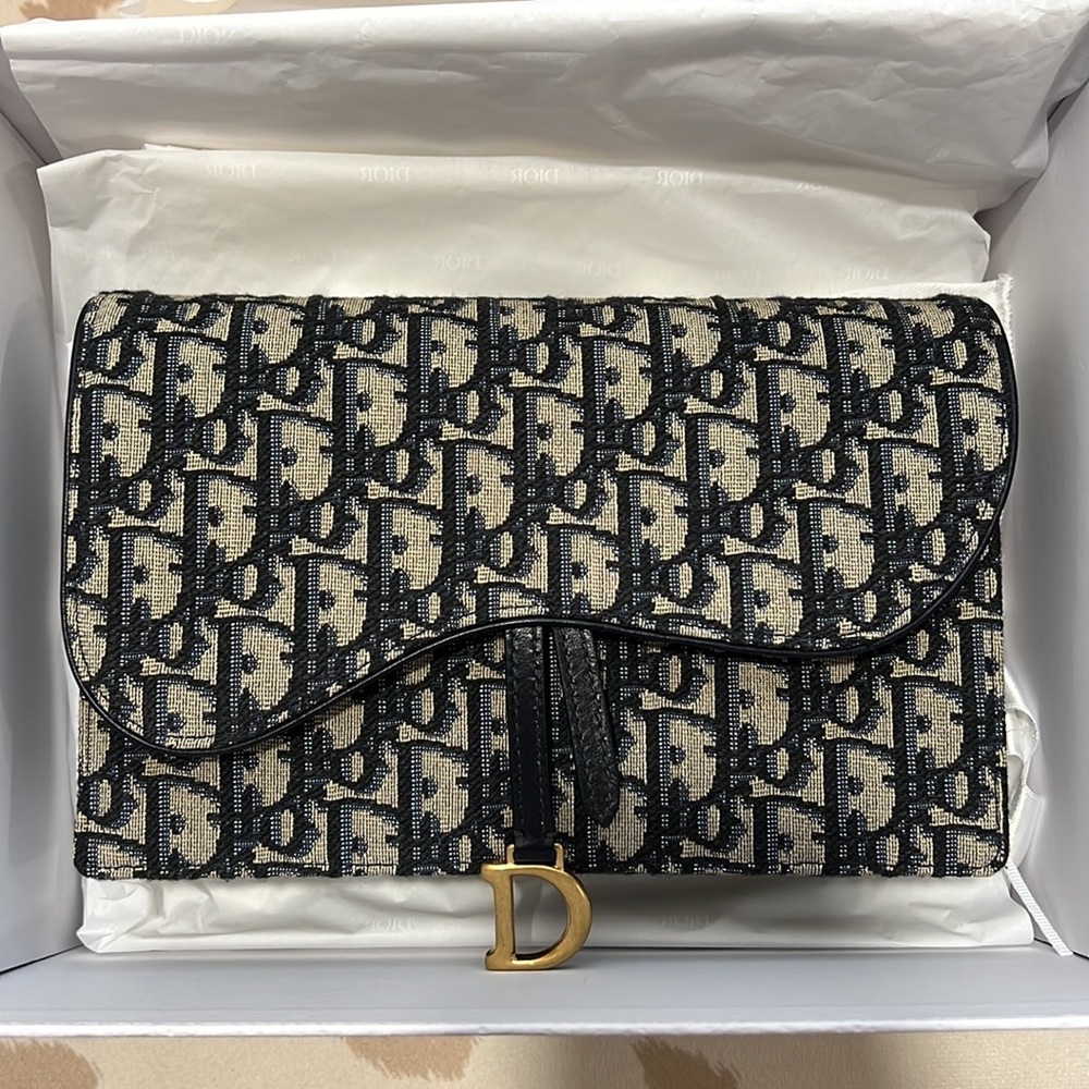 SOLD‼️ NEW in box DIOR Saddle Pouch Crossbody